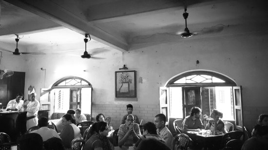 What role did the concept of ‘adda’ play in fostering a culture of critical thinking and literary creativity in&nbsp;Bengal?